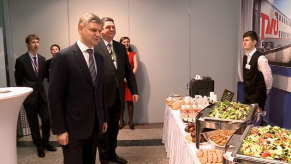 news_19apr_12-1_custom