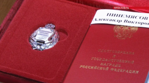 news_04may_10-2_custom