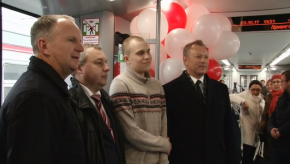 news_23oct_00-1_Custom