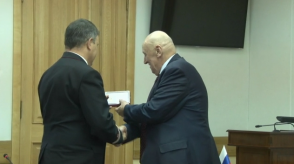 news_30oct_10-4_Custom