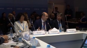 20E86FA2-294F-4784-9FD8-A79B0733E72C