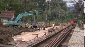 5819C467-BEDD-4B8E-82E7-703297A1CD1C