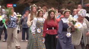 8844D792-24C7-418C-A28D-27A2AAFC46F1