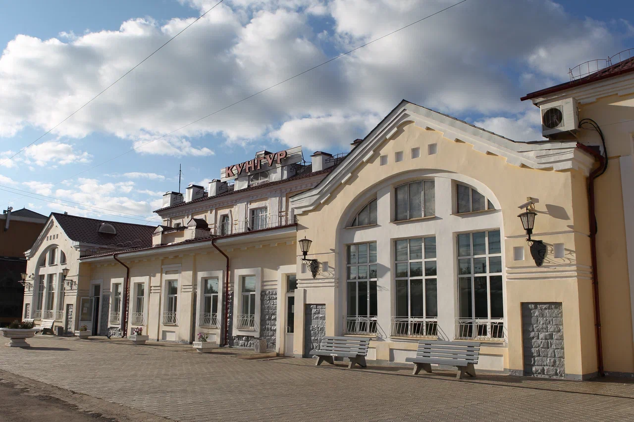 Arhitektura_69_vokzal_Kungur_006