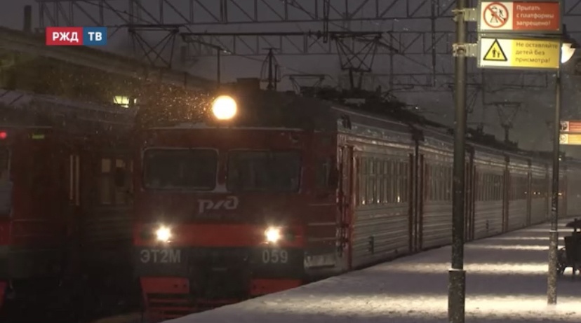 7A042F05-0DF0-4A6B-9BA7-4CE88C5DD5A0